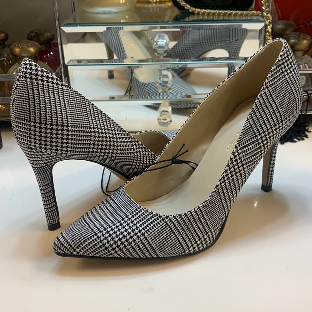 Marc Fisher MF Darren Houndstooth Heels 5.5M